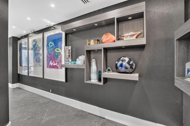 20310 Fairway Oaks Drive 143, Boca Raton, FL 33434
