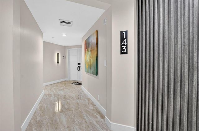 20310 Fairway Oaks Drive 143, Boca Raton, FL 33434