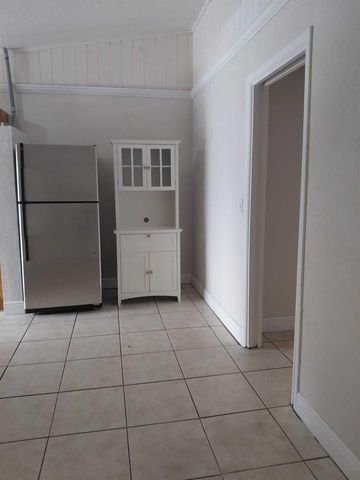4610 Belvedere Road, Haverhill, FL 33415