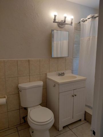 4610 Belvedere Road, Haverhill, FL 33415