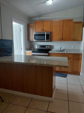 4610 Belvedere Road, Haverhill, FL 33415