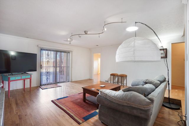 205 Natalie Avenue NW, Albuquerque, NM 87107