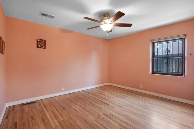 205 Natalie Avenue NW, Albuquerque, NM 87107