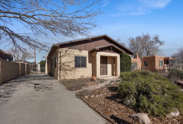 205 Natalie Avenue NW, Albuquerque, NM 87107