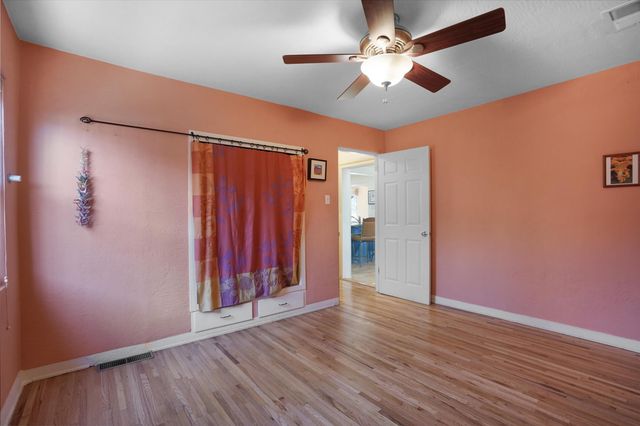 205 Natalie Avenue NW, Albuquerque, NM 87107