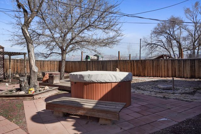 205 Natalie Avenue NW, Albuquerque, NM 87107