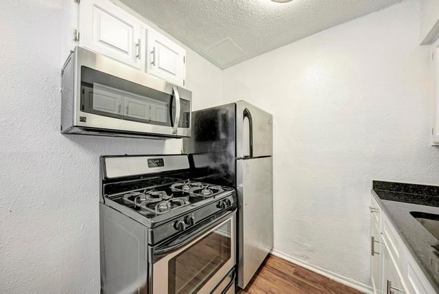 2401 Manor RD 133, Austin, TX 78722