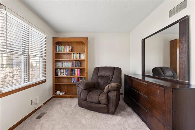 8113 W 99th Street, Overland Park, KS 66212