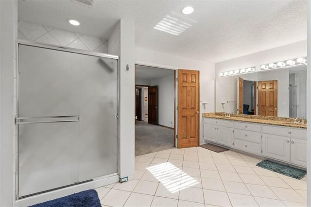 8113 W 99th Street, Overland Park, KS 66212