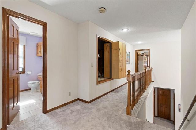 8113 W 99th Street, Overland Park, KS 66212