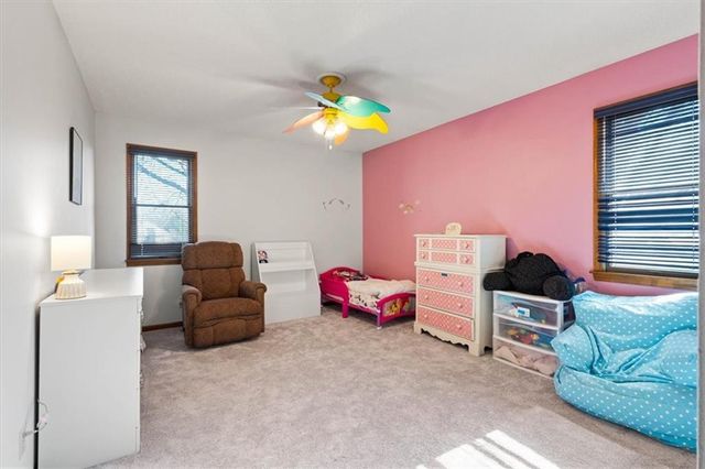 8113 W 99th Street, Overland Park, KS 66212