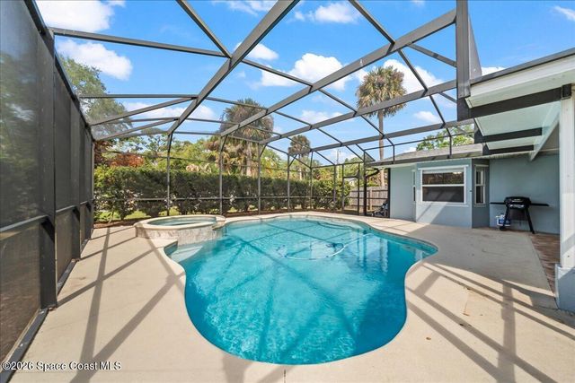 565 Heron Drive, Merritt Island, FL 32952