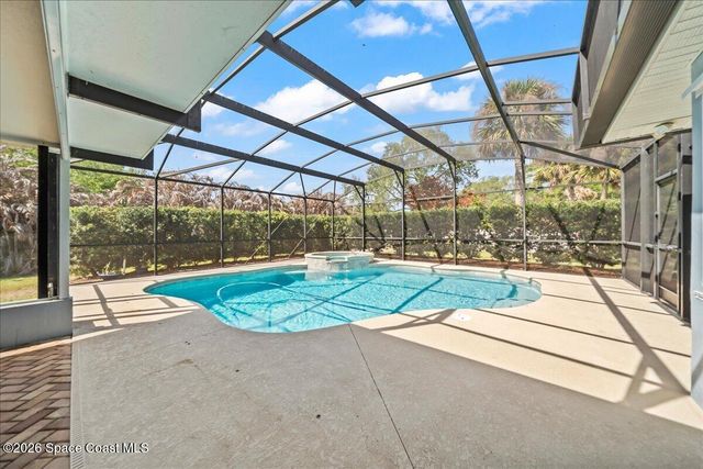 565 Heron Drive, Merritt Island, FL 32952