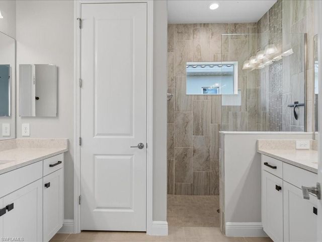 3980 Pegasus WAY, Naples, FL 34120