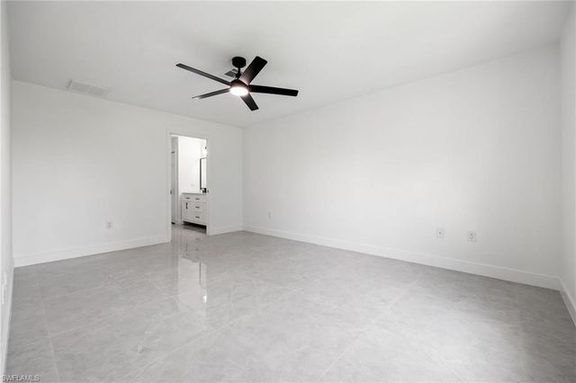 1718 NE 40th LN, Cape Coral, FL 33909