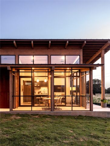 9361 W Us Highway 290 4, Hye, TX 78635