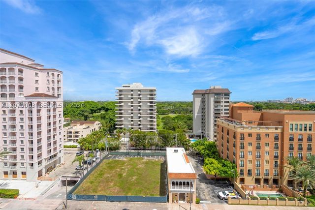 700 Biltmore Way 1017, Coral Gables, FL 33134