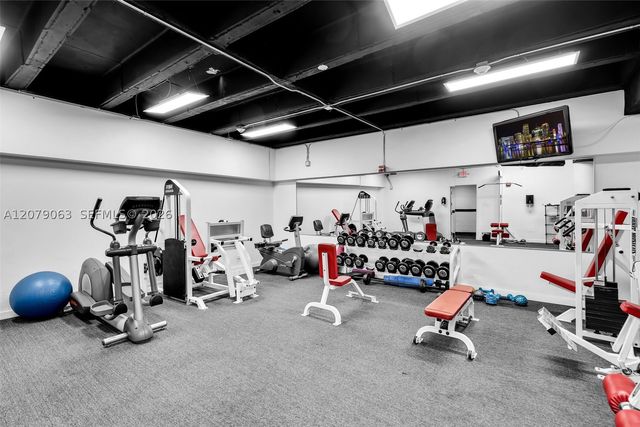 700 Biltmore Way 1017, Coral Gables, FL 33134