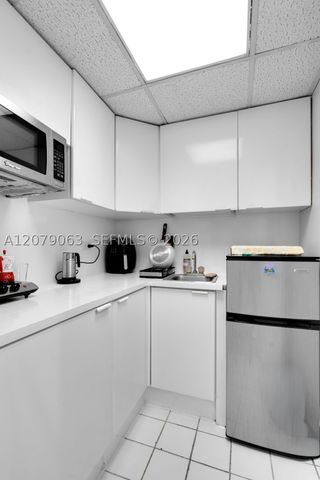 700 Biltmore Way 1017, Coral Gables, FL 33134