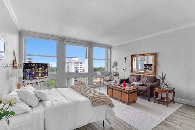 700 Biltmore Way 1017, Coral Gables, FL 33134