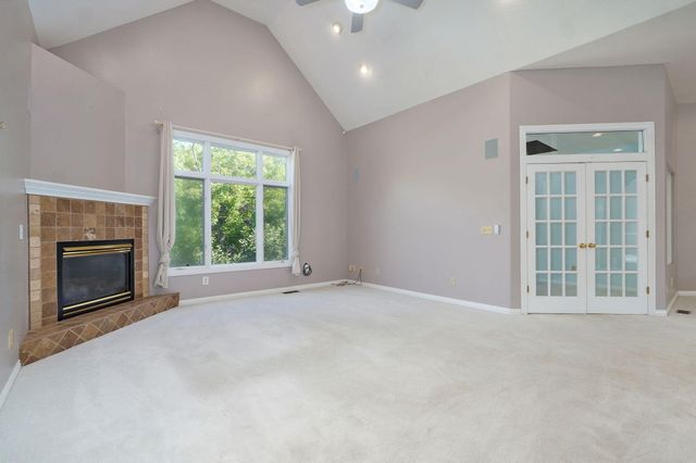 3913 W Maplewood Street, Springfield, MO 65807