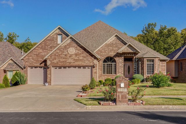 3913 W Maplewood Street, Springfield, MO 65807