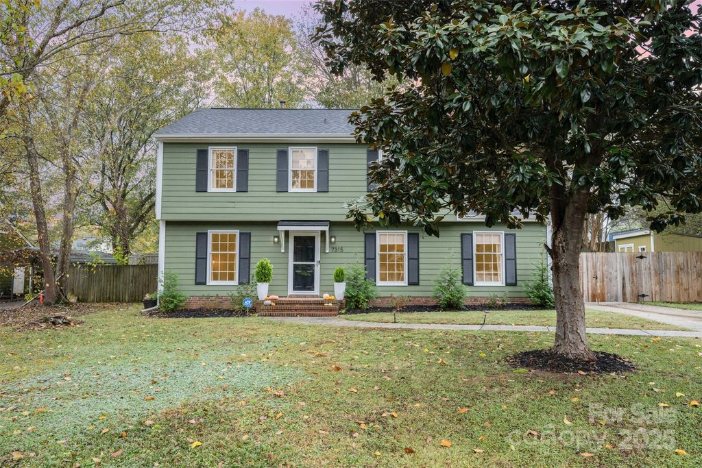 7315 Palmetto Court, Charlotte, NC 28227