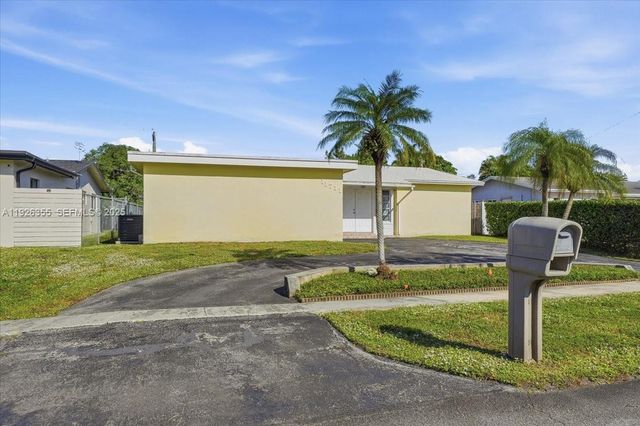 11711 NW 29th St, Sunrise, FL 33323