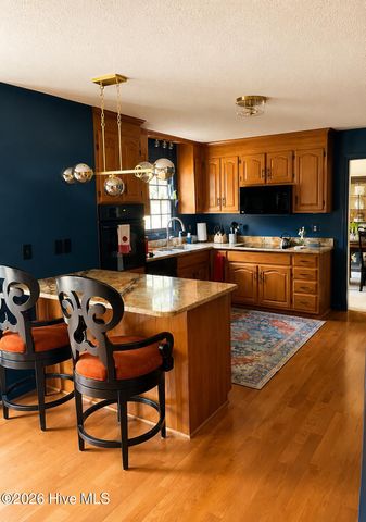 265 Broadmeade Drive, Southern Pines, NC 28387