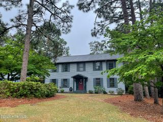 265 Broadmeade Drive, Southern Pines, NC 28387
