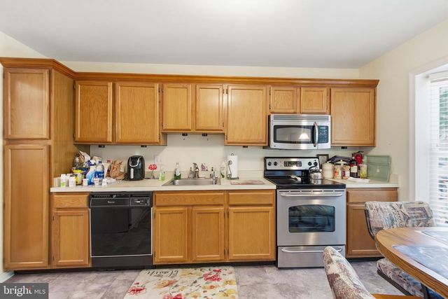 6101 OLD BRENTFORD CT, Alexandria, VA 22310
