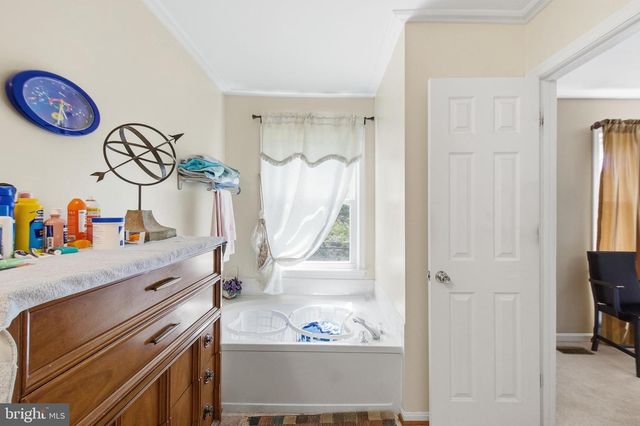 6101 OLD BRENTFORD CT, Alexandria, VA 22310