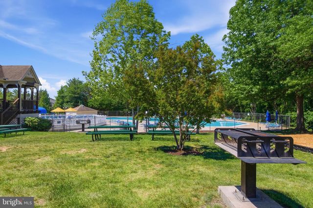 6101 OLD BRENTFORD CT, Alexandria, VA 22310