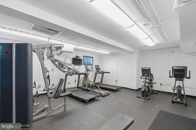 6101 OLD BRENTFORD CT, Alexandria, VA 22310