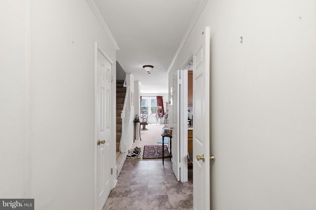 6101 OLD BRENTFORD CT, Alexandria, VA 22310