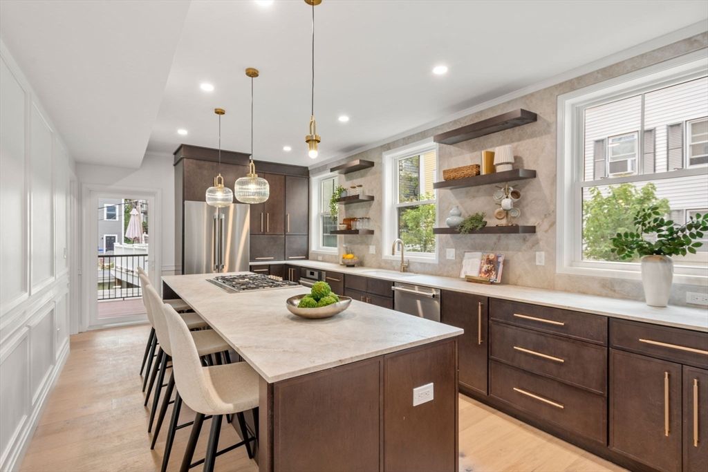 9 Russell 1B, Boston, MA 02129