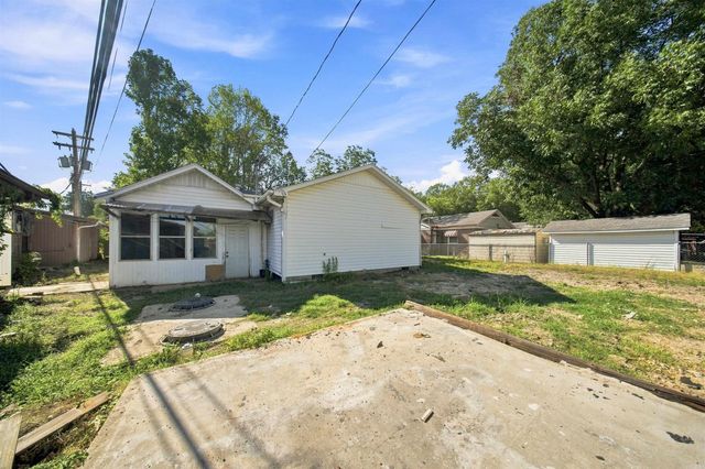 115 Crouch, Benton, AR 72019