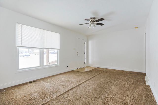 19537 Sunset Lane, South Bend, IN 46637