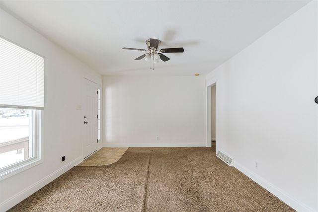 19537 Sunset Lane, South Bend, IN 46637