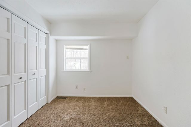 19537 Sunset Lane, South Bend, IN 46637