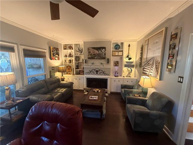 6012 Sussex Drive, Mobile, AL 36608