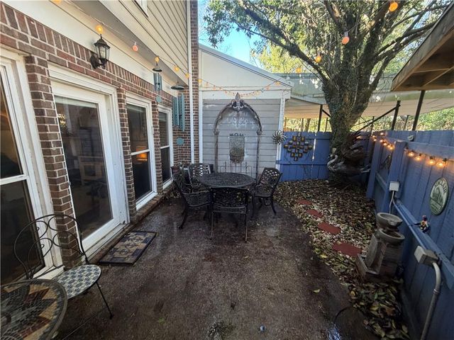 6012 Sussex Drive, Mobile, AL 36608