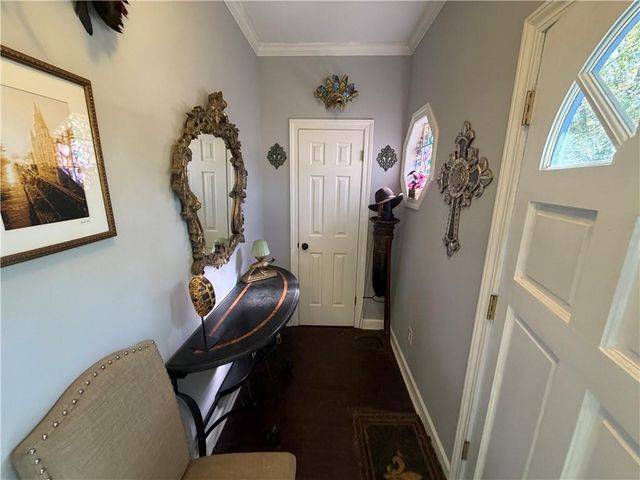 6012 Sussex Drive, Mobile, AL 36608