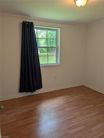 135 Redbud Road, Eden, NC 27288