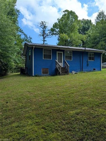 135 Redbud Road, Eden, NC 27288