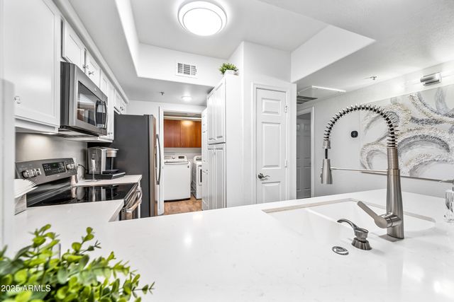 15095 N Thompson Peak Parkway 2046, Scottsdale, AZ 85260