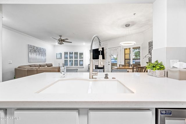 15095 N Thompson Peak Parkway 2046, Scottsdale, AZ 85260