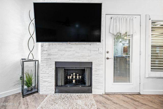 15095 N Thompson Peak Parkway 2046, Scottsdale, AZ 85260