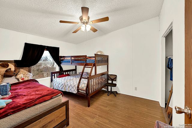 220 Lost Trail, La Vernia, TX 78121