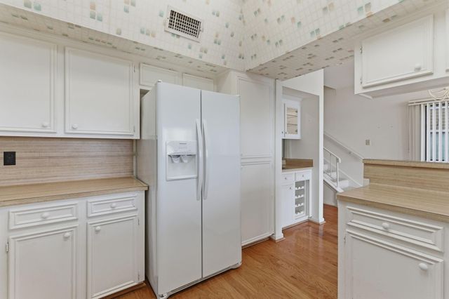 144 April Point Drive S, Conroe, TX 77356